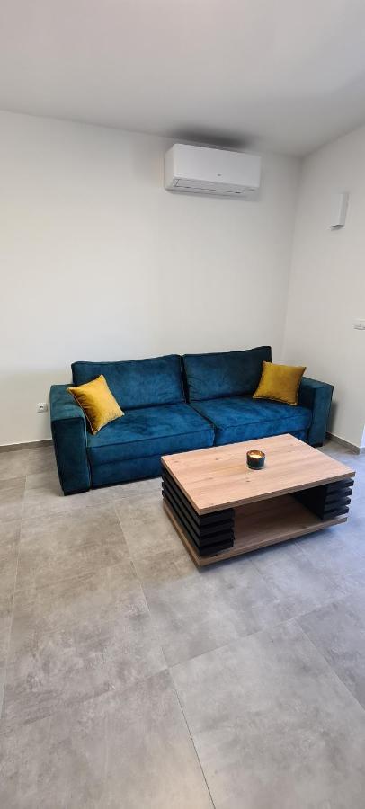 Next Door Apartment Maro & Ivan Njivice Extérieur photo